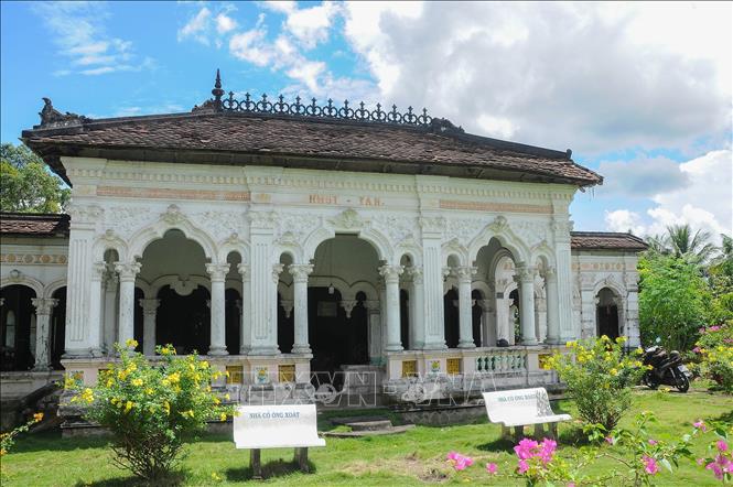 Nhà cổ ở làng cổ Đông Hòa Hiệp có sự kết hợp hài hòa giữa kiến trúc phương Đông lẫn phương Tây (ảnh tư liệu).