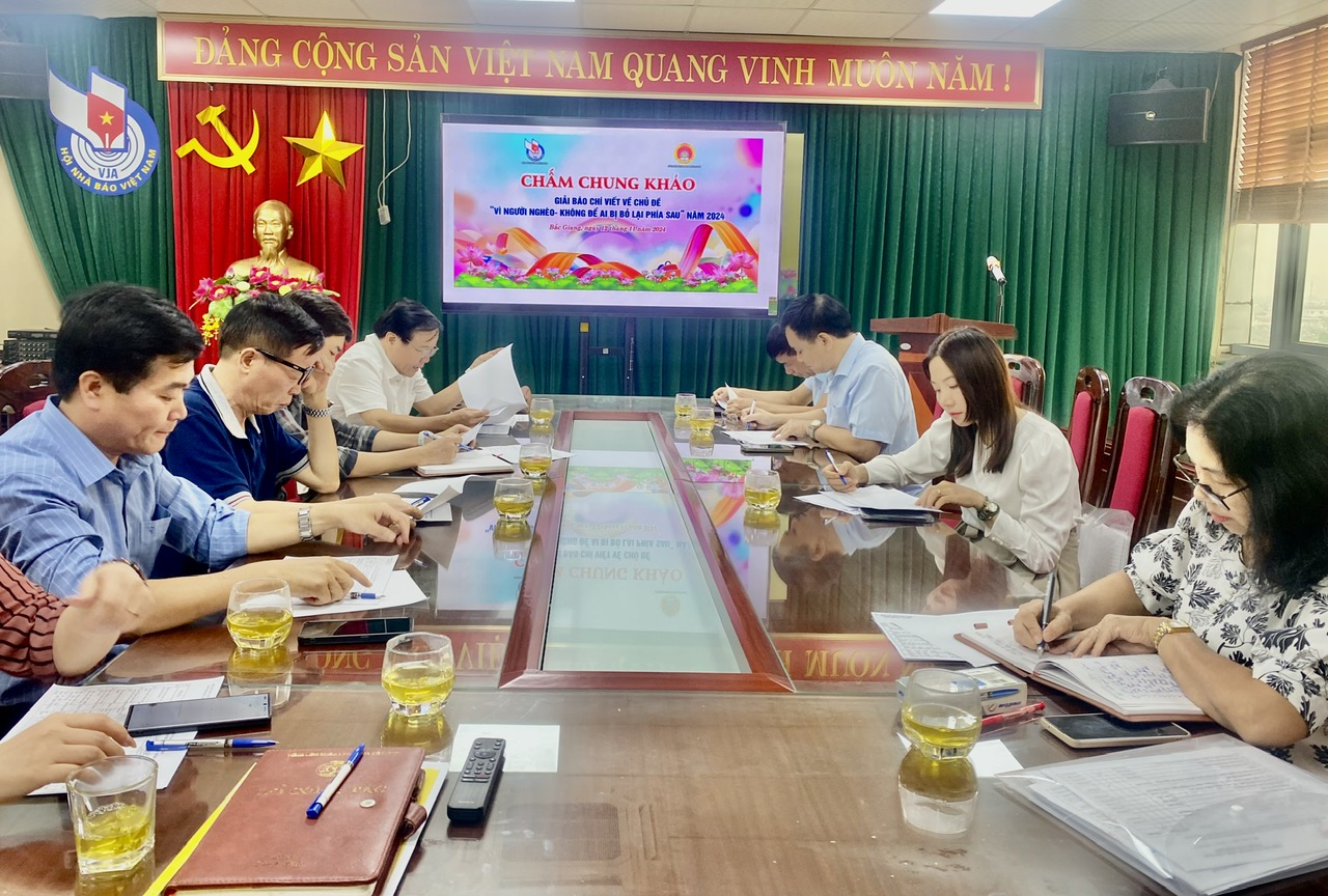 Hội đồng thẩm định tác phẩm báo chí ở Bắc Giang đều là những nhà báo uy tín có trách nhiệm lựa chọn, sàng lọc các tác phẩm báo chí chất lượng.