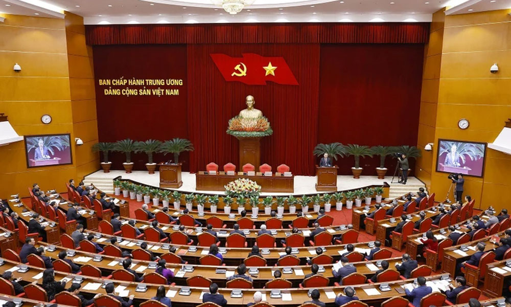 Tại Hội nghị Ban Chấp hành Trung ương Đảng khóa XIII, Trung ương đã thống nhất chỉ đạo quyết liệt, khẩn trương tiếp tục đổi mới, sắp xếp tổ chức bộ máy của hệ thống chính trị tinh gọn, hoạt động hiệu lực, hiệu quả.