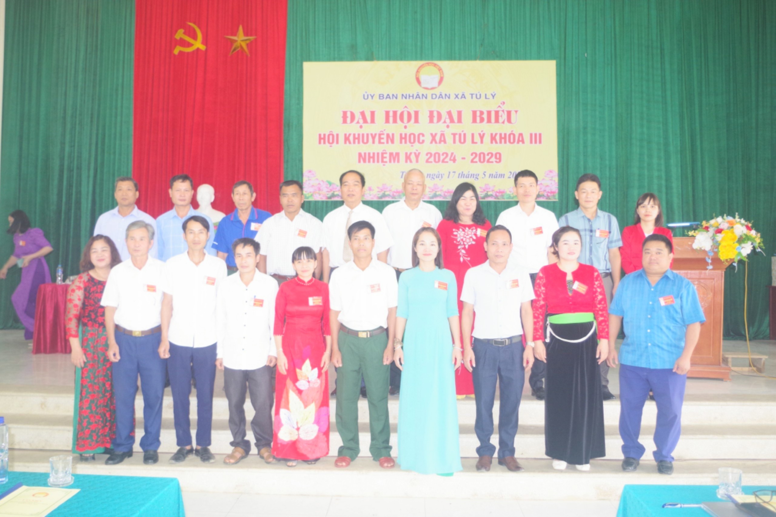 Ban chấp hành hội Khuyến học xã Tú Lý khóa III- nhiệm kỳ 2024-2029 ra mắt Đại hội