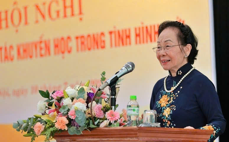 GS.TS Nguyễn Thị Doan - Chủ tịch Hội Khuyến học Việt Nam phát biểu tại Hội nghị Triển khai công tác khuyến học trong tình hình mới.