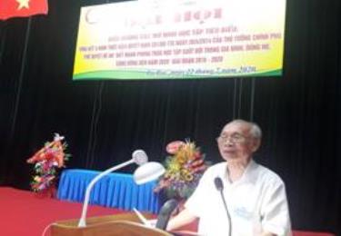 Ảnh: Nhà giáo Trịnh Công Thái, Phó CT HKH tỉnh phát biểu tại Đại hội biểu dương các mô hình học tập  tiêu biểu giai đoạn 2016 -2020 huyện Đà Bắc.