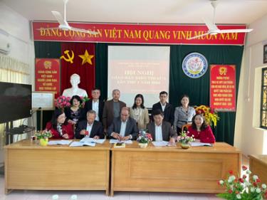 Ảnh: Khối thi đua số 2 ký giao ước thi đua năm 2024