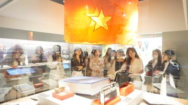 Bảo tàng Báo chí Việt Nam ngày càng thu hút các bạn trẻ. Ảnh: VPM